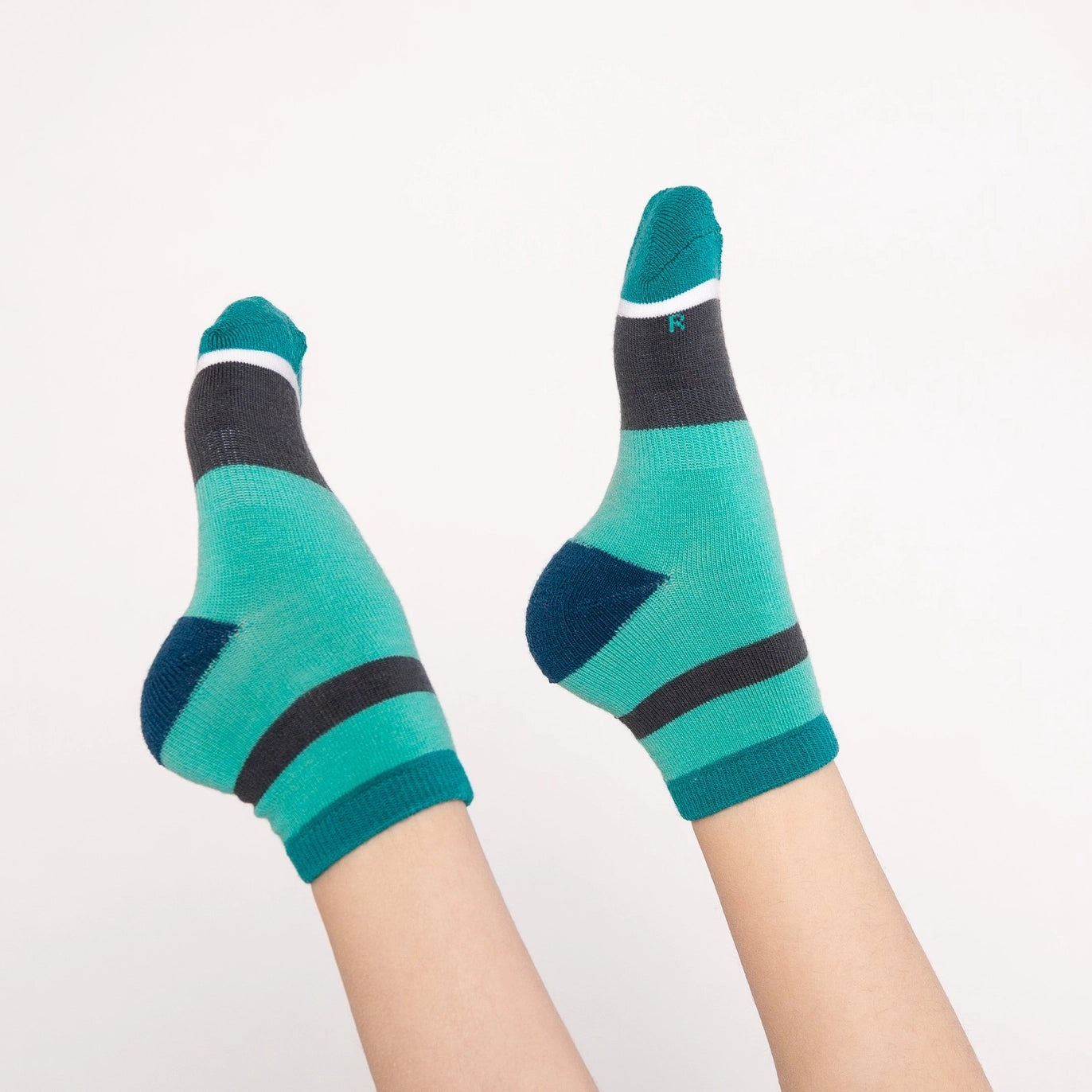 Oaki - Merino Wool Mini-Crew Socks - Green