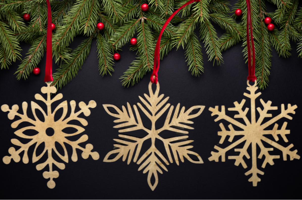 Forest Wooden Snowflake Christmas Ornament – Rustic Holiday Décor