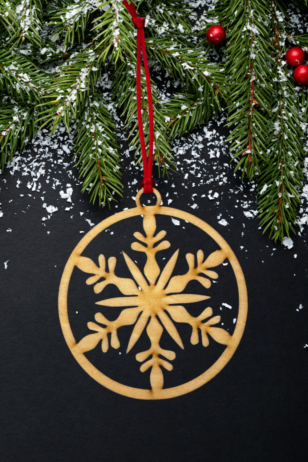 Wooden Snowflake Circle Ornament