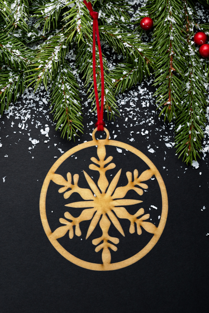 Wooden Snowflake Circle Ornament